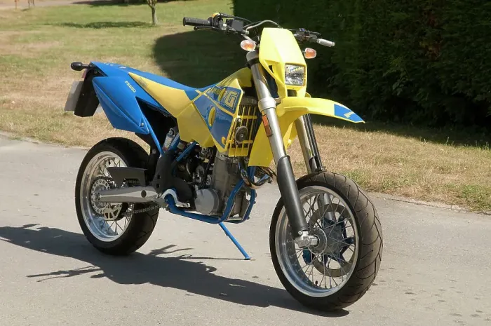 Framed Print : 2004 Husaberg FS 650 Framed Print : 2004 Husaberg FS 650