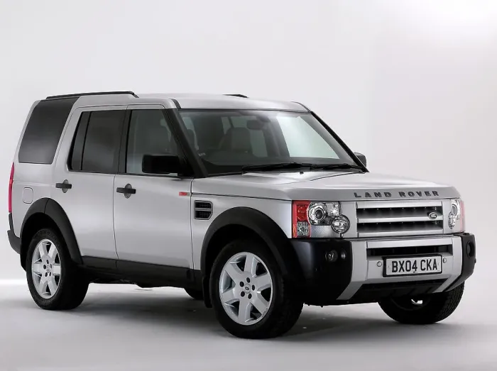 Framed Print : 2004 Landrover Discovery Framed Print : 2004 Landrover Discovery