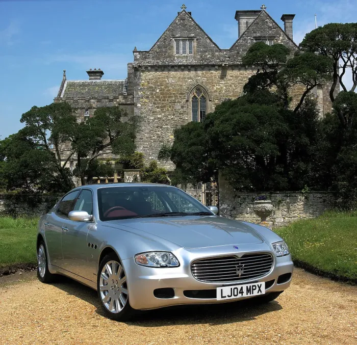 Framed Print : 2004 Maserati Quattroporte Framed Print : 2004 Maserati Quattroporte