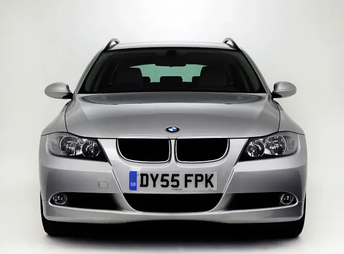 Framed Print : 2005 BMW 320d Touring Framed Print : 2005 BMW 320d Touring