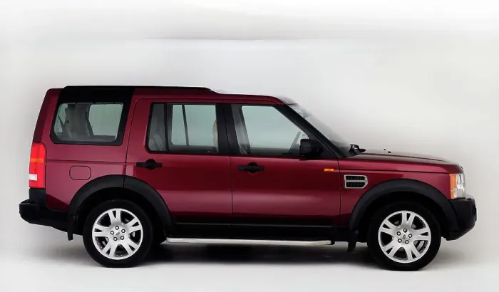 Framed Print : 2005 Land Rover Discovery 3 Framed Print : 2005 Land Rover Discovery 3