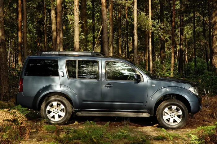 Framed Print : 2005 Nissan Pathfinder 2.5 Tspec dci