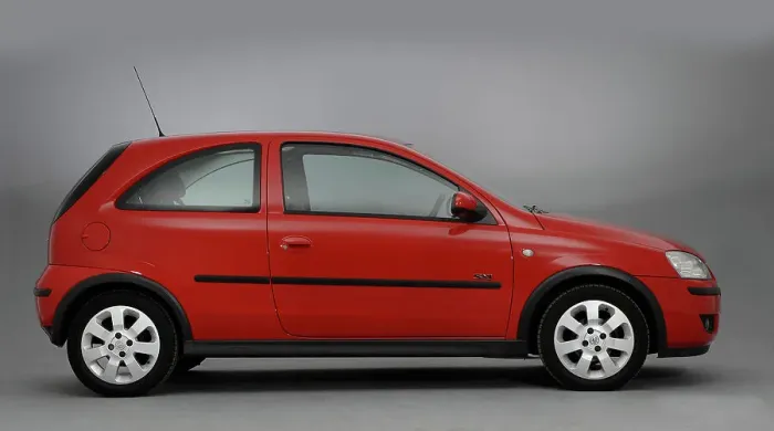 Framed Print : 2005 Vauxhall Corsa 1.2 Framed Print : 2005 Vauxhall Corsa 1.2