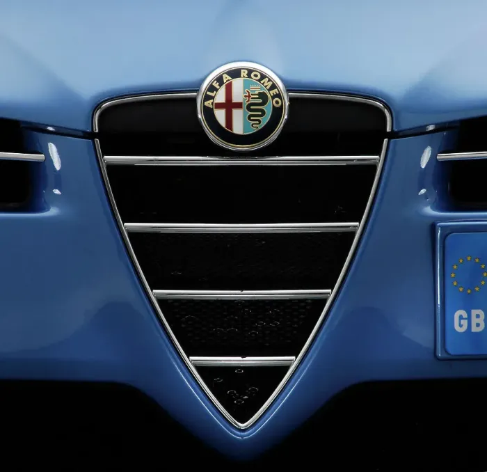 Framed Print : 2006 Alfa Romeo Spider Framed Print : 2006 Alfa Romeo Spider