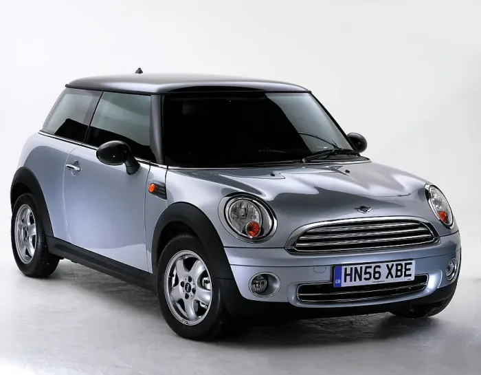 Framed Print : 2006 Mini Cooper
