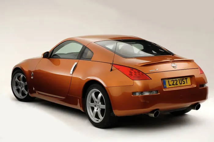 Framed Print : 2006 Nissan 350 Z Framed Print : 2006 Nissan 350 Z