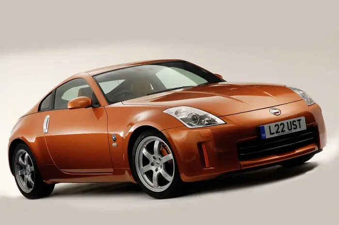 Framed Print : 2006 Nissan 350 Z Framed Print : 2006 Nissan 350 Z