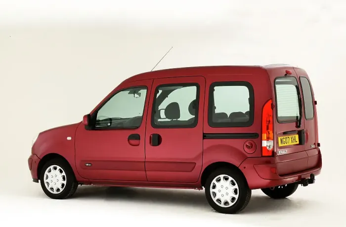 Framed Print : 2007 Renault Kangoo Framed Print : 2007 Renault Kangoo