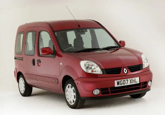 Framed Print : 2007 Renault Kangoo Framed Print : 2007 Renault Kangoo