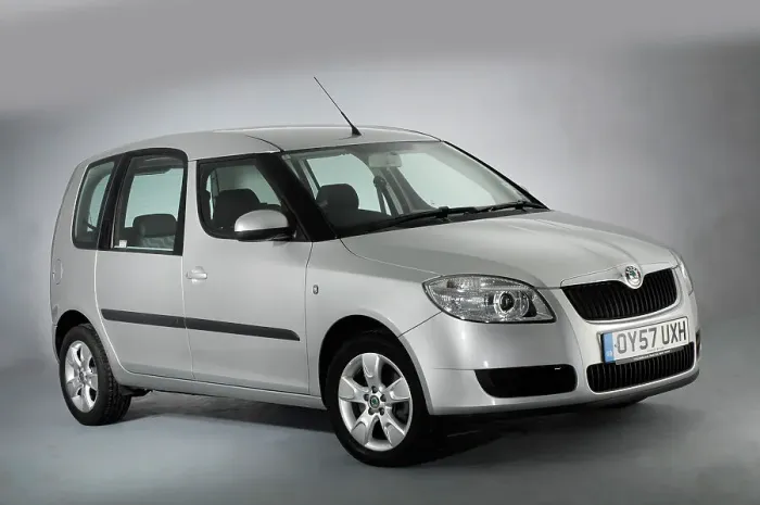 Framed Print : 2007 Skoda Roomster Tdi Framed Print : 2007 Skoda Roomster Tdi