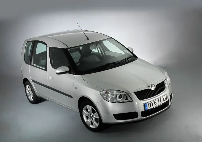 Framed Print : 2007 Skoda Roomster Tdi Framed Print : 2007 Skoda Roomster Tdi