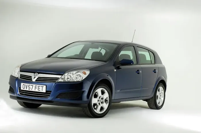 Framed Print : 2007 Vauxhall Astra 1.4 Framed Print : 2007 Vauxhall Astra 1.4