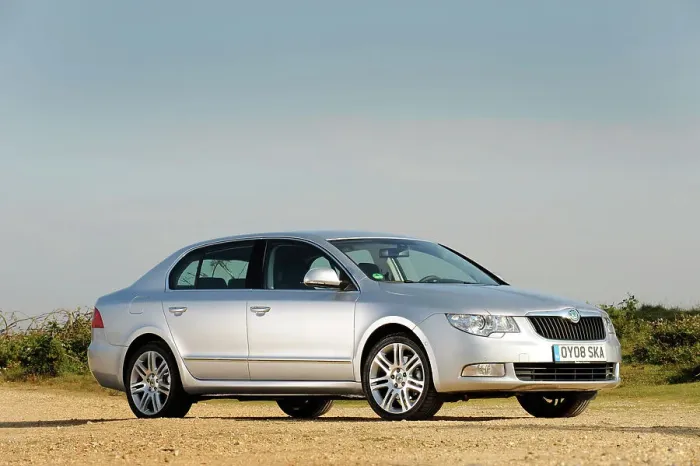 Framed Print : 2008 Skoda Superb Framed Print : 2008 Skoda Superb