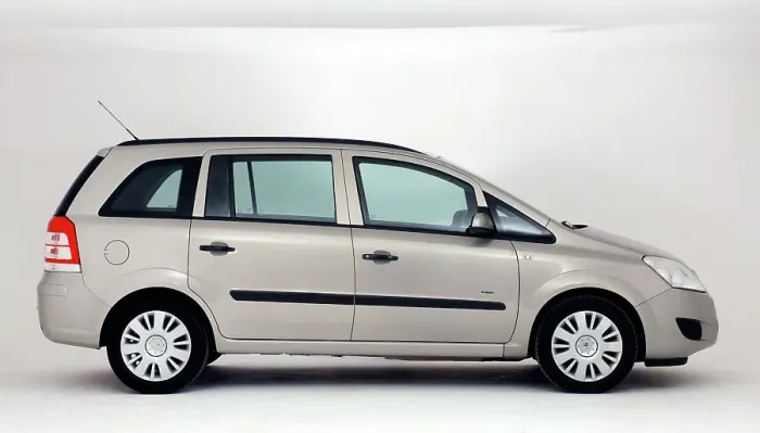 Framed Print : 2008 Vauxhall Zafira Framed Print : 2008 Vauxhall Zafira