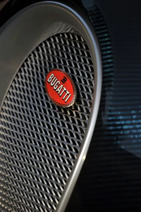 Framed Print : 2009 Bugatti Veyron Sang Bleu Framed Print : 2009 Bugatti Veyron Sang Bleu