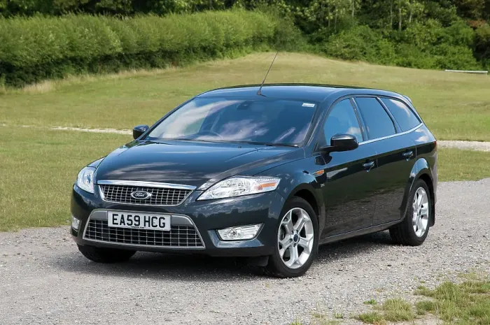 Framed Print : 2009 Ford Mondeo Tdci Estate Framed Print : 2009 Ford Mondeo Tdci Estate