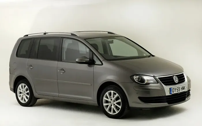 Framed Print : 2009 Volkswagen Touran Tdi Framed Print : 2009 Volkswagen Touran Tdi