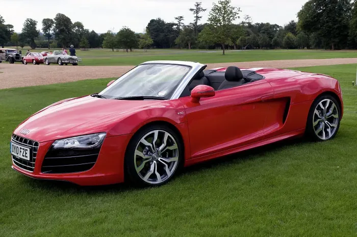 Framed Print : 2010 Audi R8 Spider V10 Framed Print : 2010 Audi R8 Spider V10