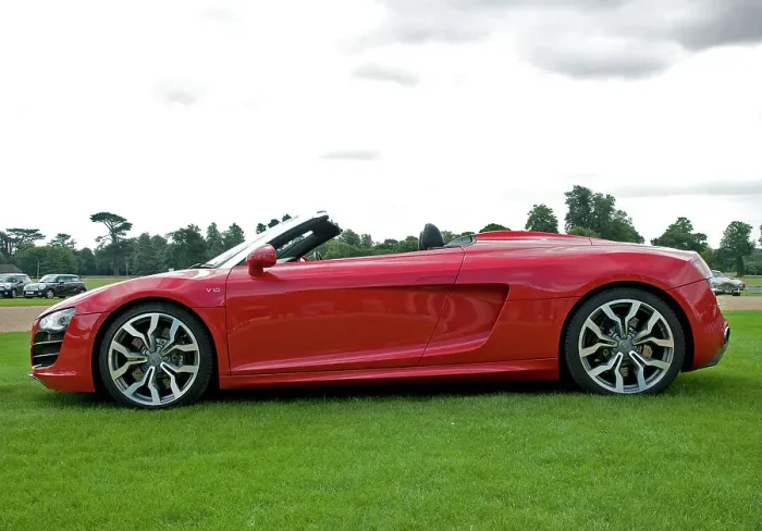 Framed Print : 2010 Audi R8 Spider V10