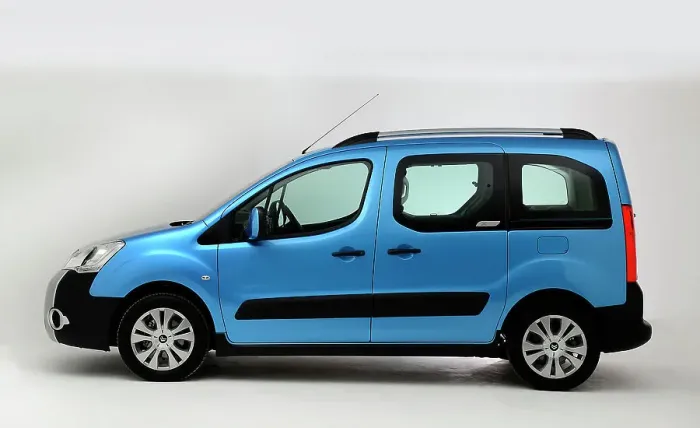 Framed Print : 2011 Citroen Berlingo Framed Print : 2011 Citroen Berlingo