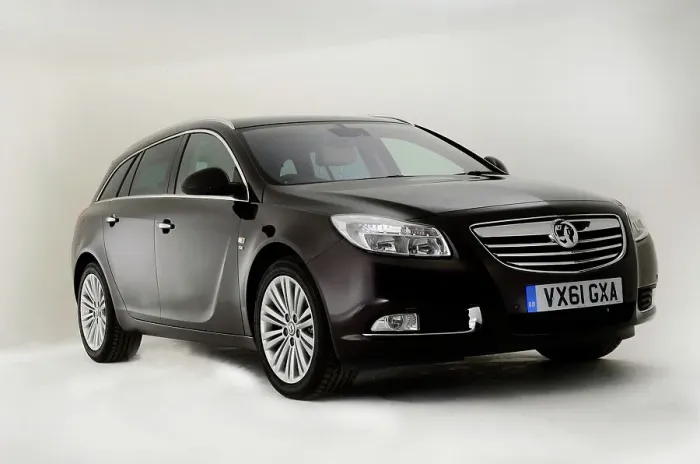 Framed Print : 2011 Vauxhall Insignia SE estate Framed Print : 2011 Vauxhall Insignia SE estate