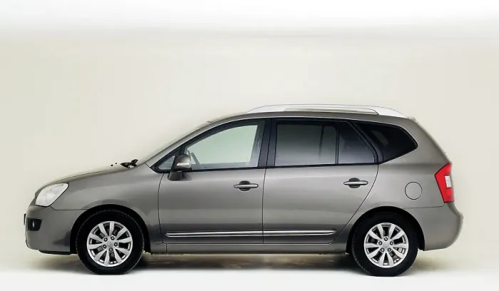 Framed Print : 2012 Kia Carens 3 CDRi Framed Print : 2012 Kia Carens 3 CDRi