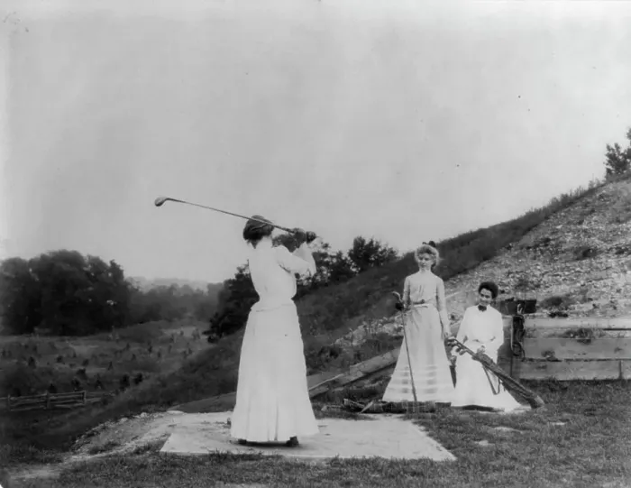 Framed Print : 3 women playing golf - Jackson Sanitorium, c1890. Creator: Unknown. 3 women playing golf - Jackson Sanitorium, c1890. Creator: Unknown Framed Print : 3 women playing golf - Jackson Sanitorium, c1890. Creator: Unknown. 3 women playing golf - Jackson Sanitorium, c1890. Creator: Unknown