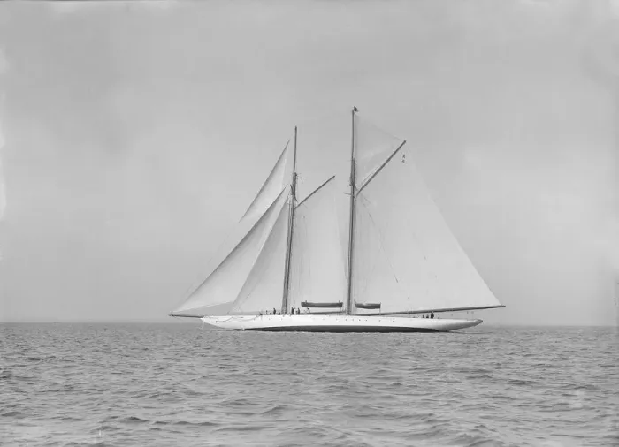 Framed Print : The 380 ton A Class schooner Margherita sailing close-hauled, 1913 Framed Print : The 380 ton A Class schooner Margherita sailing close-hauled, 1913