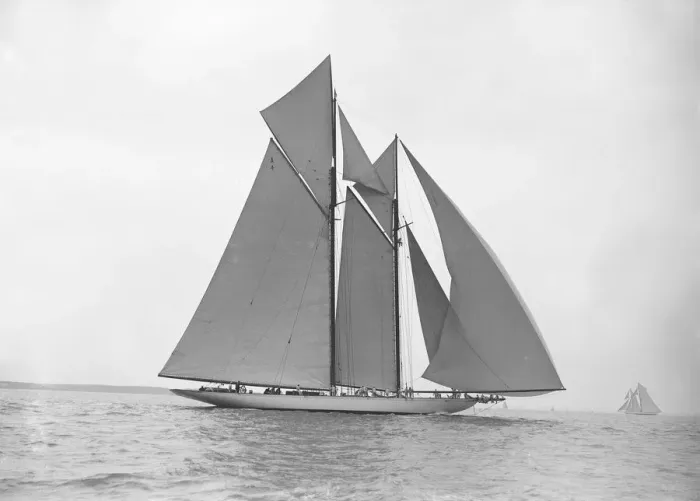 Framed Print : The 380 ton A Class schooner Margherita sailing under spinnaker, 1913. Creator