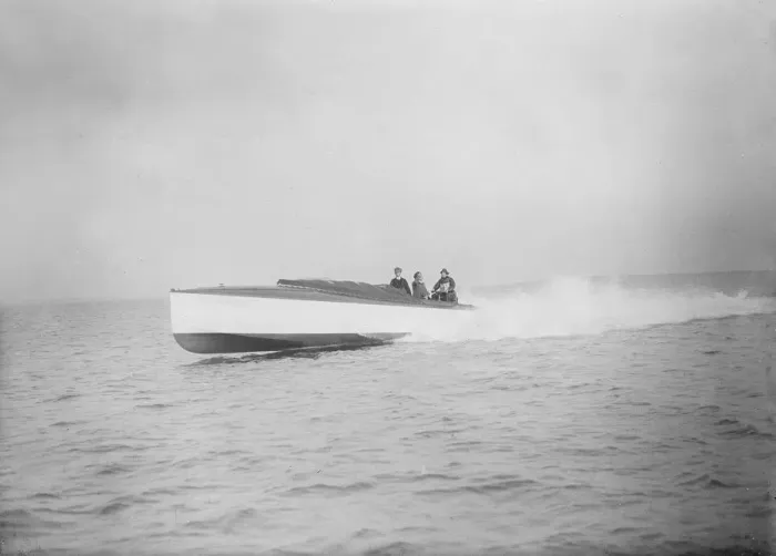 Framed Print : The 40 ft hydroplane Pioneer under way. Creator: Kirk & Sons of Cowes Framed Print : The 40 ft hydroplane Pioneer under way. Creator: Kirk & Sons of Cowes