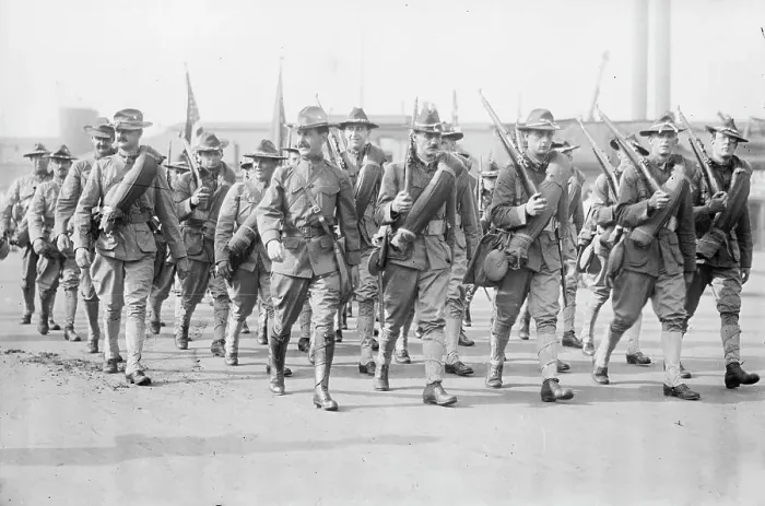 Framed Print : 47th Rgt. Brooklyn - going to war games, between c1910 and c1915. Creator: Bain News Service Framed Print : 47th Rgt. Brooklyn - going to war games, between c1910 and c1915. Creator: Bain News Service