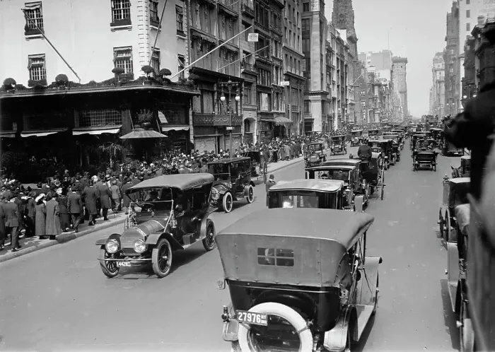 Framed Print : 5th Ave. Easter, 13, 1913. Creator: Bain News Service Framed Print : 5th Ave. Easter, 13, 1913. Creator: Bain News Service