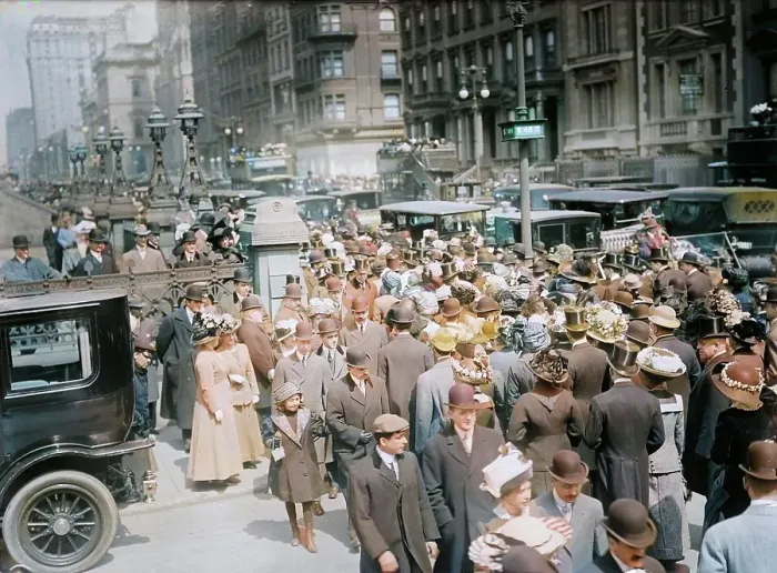 Framed Print : 5th Ave. - Easter 1911. Creator: Bain News Service