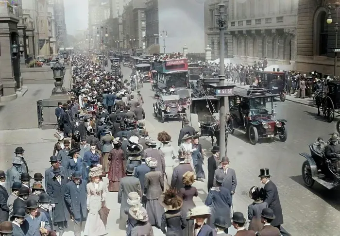 Framed Print : 5th Ave. - Easter 1911. Creator: Bain News Service