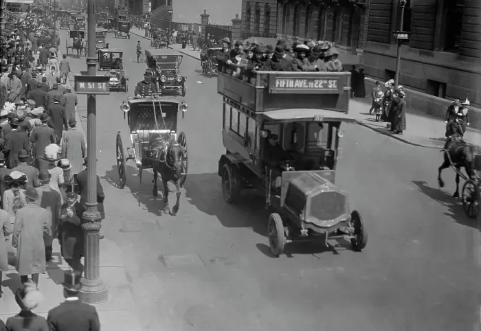 Framed Print : 5th Ave. N.Y.C. between c1910 and c1915. Creator: Bain News Service Framed Print : 5th Ave. N.Y.C. between c1910 and c1915. Creator: Bain News Service