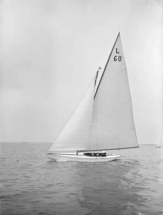 Framed Print : The 6 Metre class Sans-Souci sailing upwind. Creator: Kirk & Sons of Cowes Framed Print : The 6 Metre class Sans-Souci sailing upwind. Creator: Kirk & Sons of Cowes