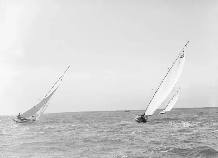 Framed Print : The 6 Metre class Vanda, Stella and Lanka racing upwind, 1914. Creator Framed Print : The 6 Metre class Vanda, Stella and Lanka racing upwind, 1914. Creator