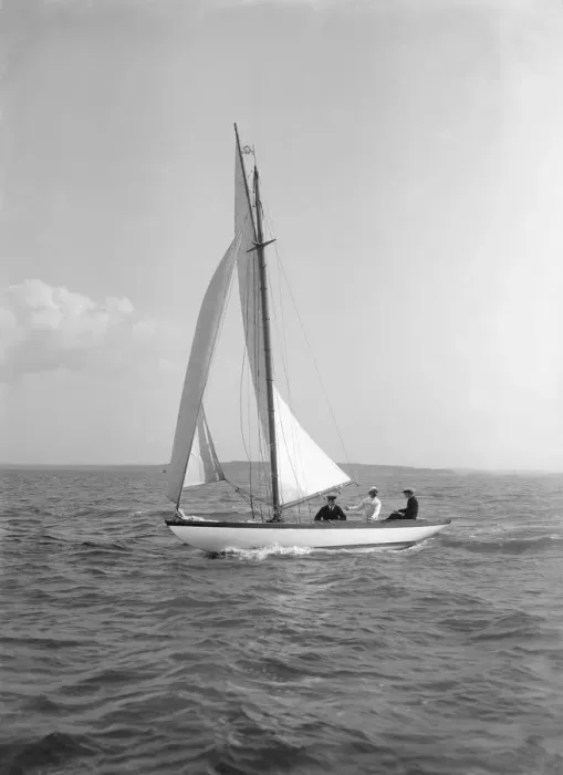 Framed Print : The 6 Metre Correnzia, 1911. Creator: Kirk & Sons of Cowes Framed Print : The 6 Metre Correnzia, 1911. Creator: Kirk & Sons of Cowes