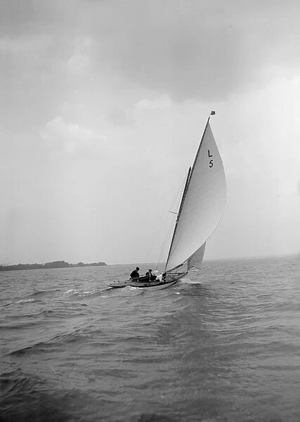 The 6 Metre Jonquil, 1912. Creator: Kirk & Sons of Cowes