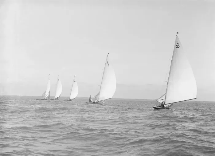 Framed Print : The 6 Metre Stella, Vanda, Bubble, Wamba and Lanka racing downwind, 1914 Framed Print : The 6 Metre Stella, Vanda, Bubble, Wamba and Lanka racing downwind, 1914