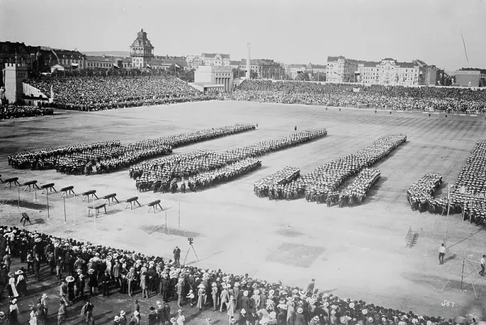 Framed Print : 6000 girls at Sokol Sports at Prague, Austria, 1912. Creator: Bain News Service Framed Print : 6000 girls at Sokol Sports at Prague, Austria, 1912. Creator: Bain News Service