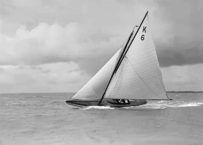 Framed Print : The 7 Metre Olympic class Quaker Girl, 1912. Creator: Kirk & Sons of Cowes Framed Print : The 7 Metre Olympic class Quaker Girl, 1912. Creator: Kirk & Sons of Cowes