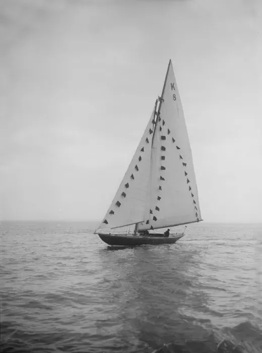 Framed Print : The 7 Metre sailing yacht Pinaster (K8) with prize flags, 1912 Framed Print : The 7 Metre sailing yacht Pinaster (K8) with prize flags, 1912