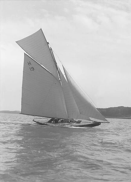 The 8 Metre sailing yacht Antwerpia (H19), 1911. Creator: Kirk & Sons of Cowes