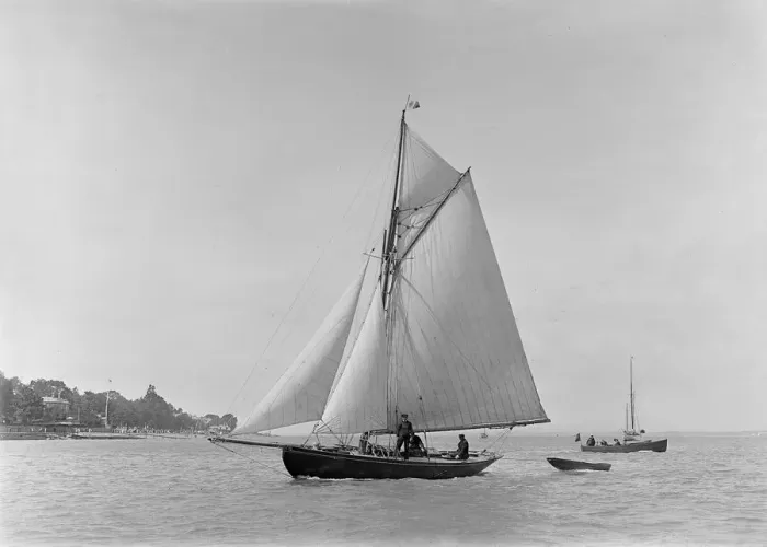 Framed Print : The 9 ton auxilary cutter Grayling, 1921. Creator: Kirk & Sons of Cowes Framed Print : The 9 ton auxilary cutter Grayling, 1921. Creator: Kirk & Sons of Cowes