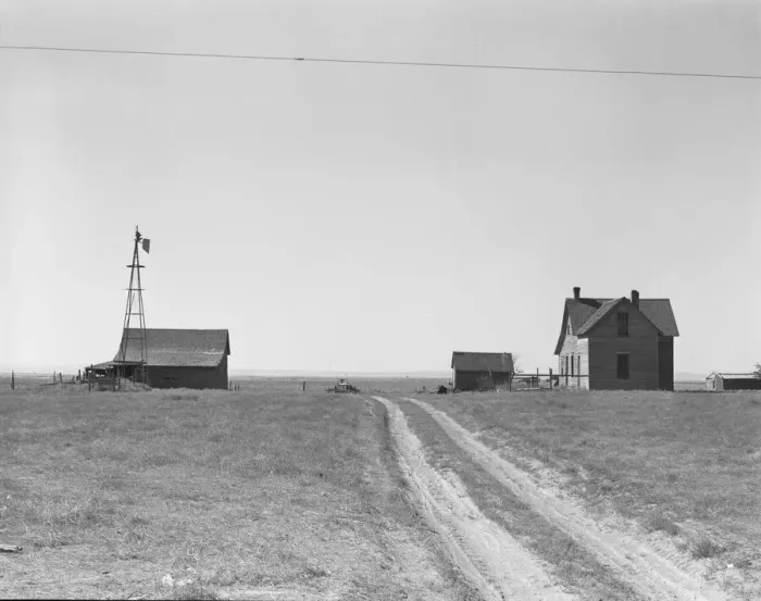 Framed Print : Abandoned farmhouse in the Columbia Basin, one mile east of Quincy, Grant County, Washington, 1939. Creator: Dorothea Lange Framed Print : Abandoned farmhouse in the Columbia Basin, one mile east of Quincy, Grant County, Washington, 1939. Creator: Dorothea Lange