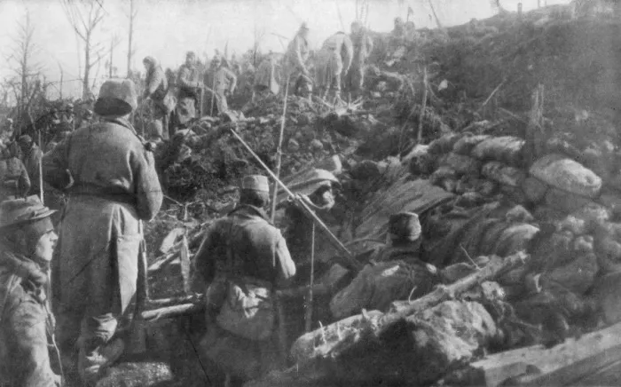 Framed Print : Abandoned German trenches, Eparges ridge, near Verdun, France, August 1915 Framed Print : Abandoned German trenches, Eparges ridge, near Verdun, France, August 1915