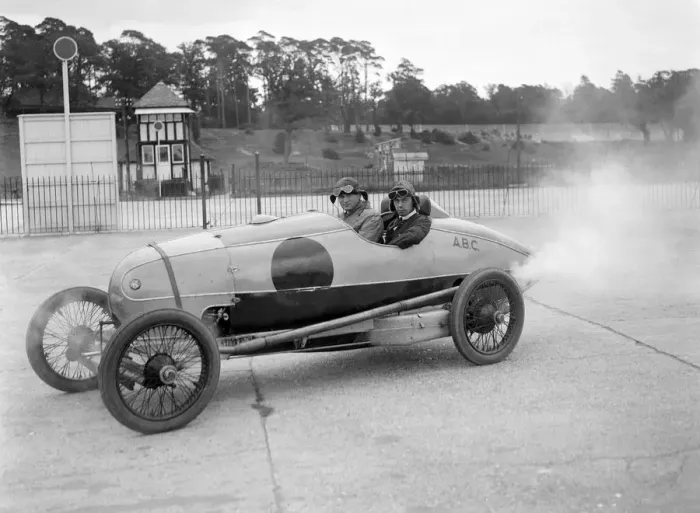 Framed Print : ABC of Eric Gordon England, JCC 200 Mile Race, Brooklands, 1921. Artist: Bill Brunell Framed Print : ABC of Eric Gordon England, JCC 200 Mile Race, Brooklands, 1921. Artist: Bill Brunell