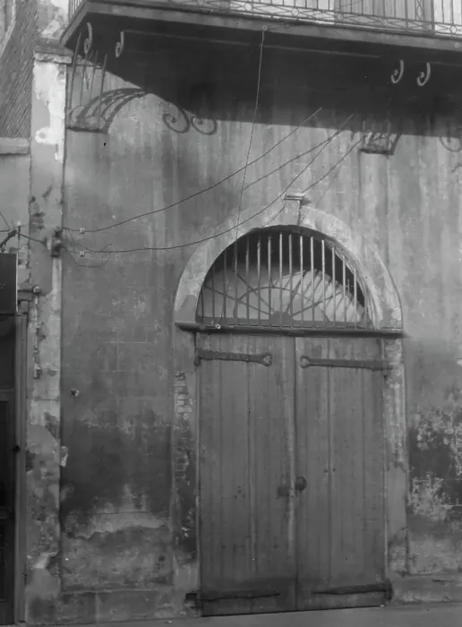 Framed Print : Absinthe House entrance, New Orleans, between 1920 and 1926. Creator: Arnold Genthe Framed Print : Absinthe House entrance, New Orleans, between 1920 and 1926. Creator: Arnold Genthe
