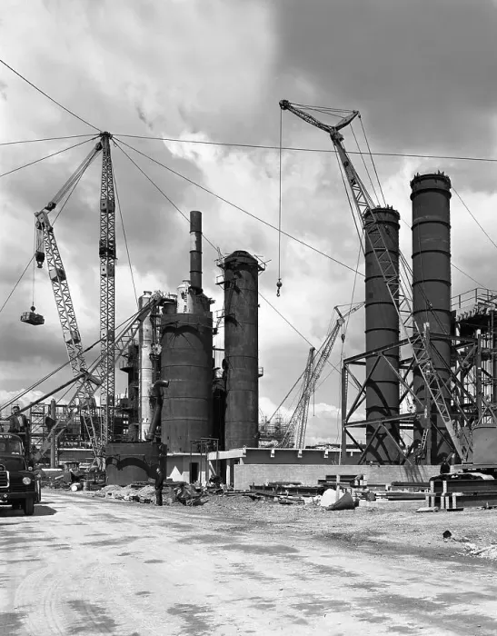 Framed Print : Absorption towers being installed, Coleshill Coal preparation plant, Warwickshire, 1962 Framed Print : Absorption towers being installed, Coleshill Coal preparation plant, Warwickshire, 1962